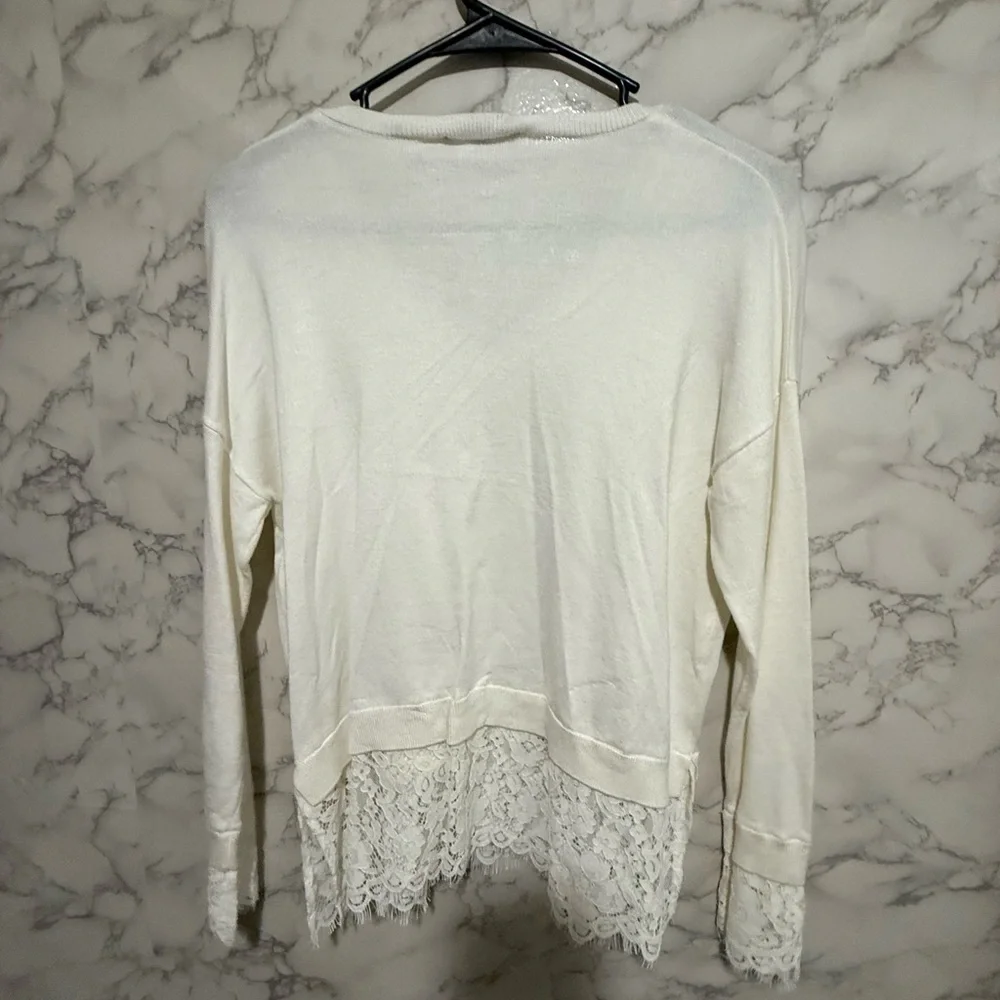 NEW Adrianna Papell Ivory V-Neck Sweater with Lace Hem XS
